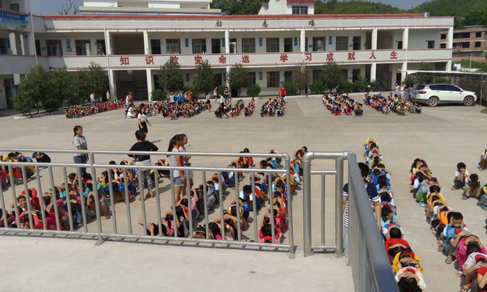 万田中心小学.jpg