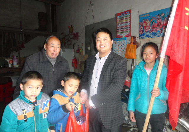 万田中心小学.jpg