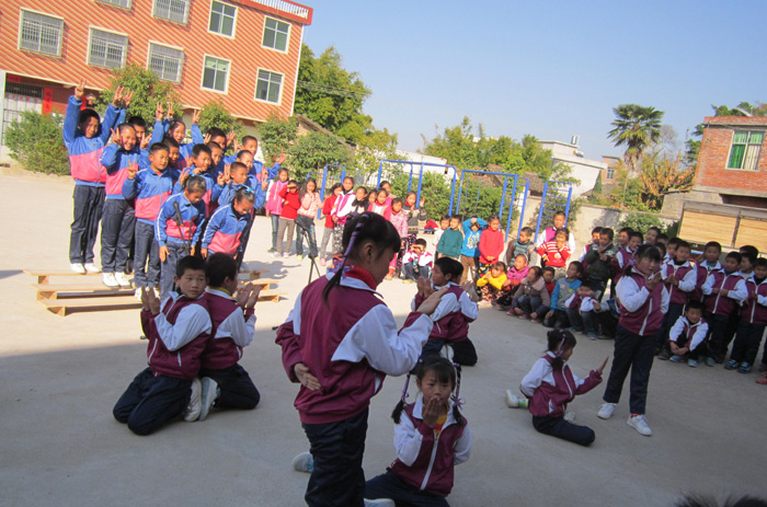 谢坊镇新建小学.jpg